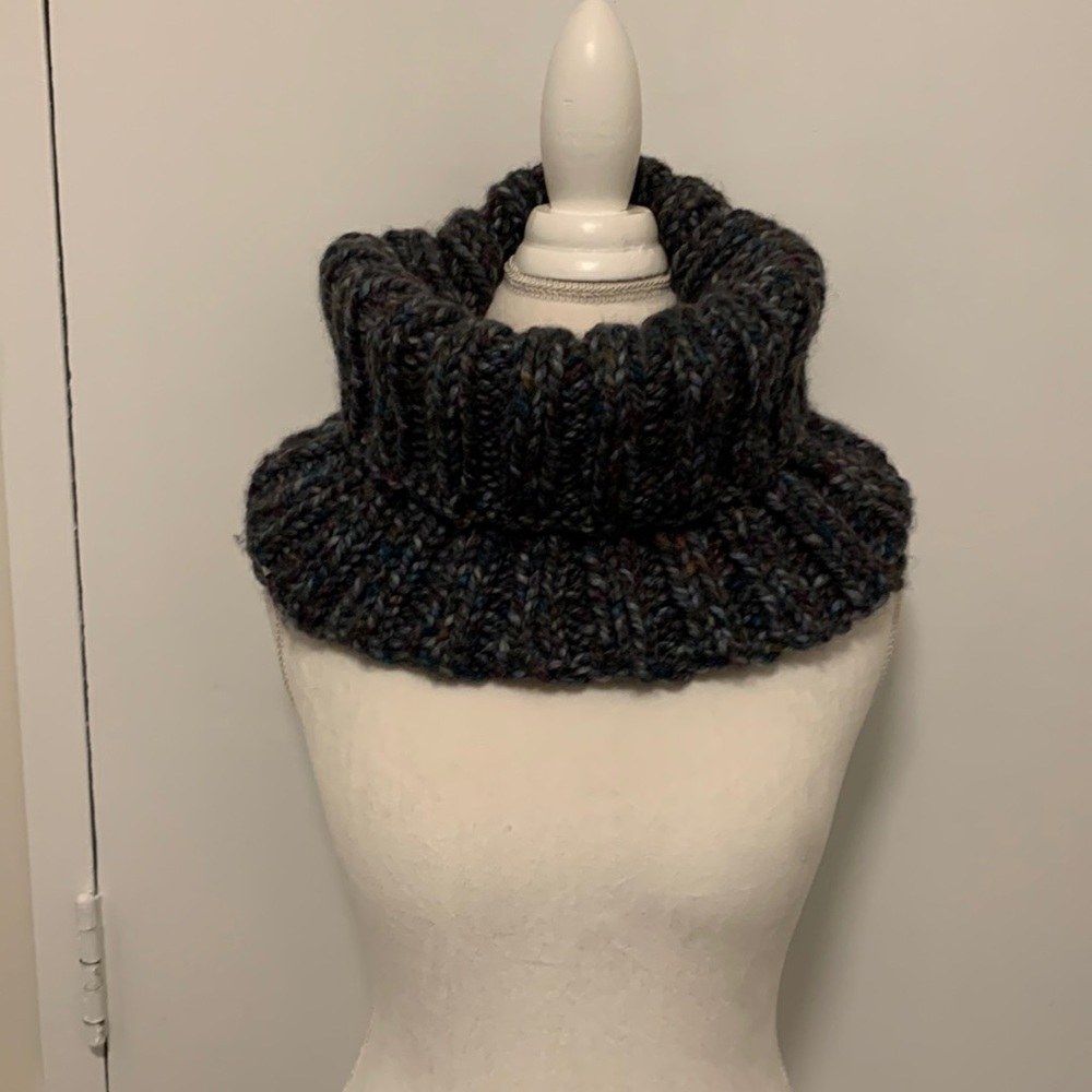 Handmade neck warmer